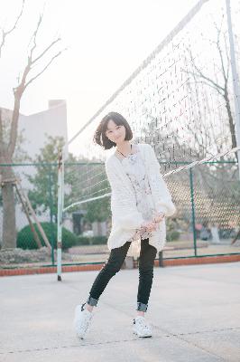 惊！30 岁女子竟偷吃 45 岁 H 上司，职场禁忌之恋背后藏着什么秘密？